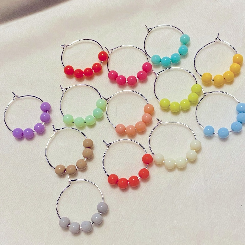 Set of 12 beaded Stem Wine Glass Charms with Storage Bag